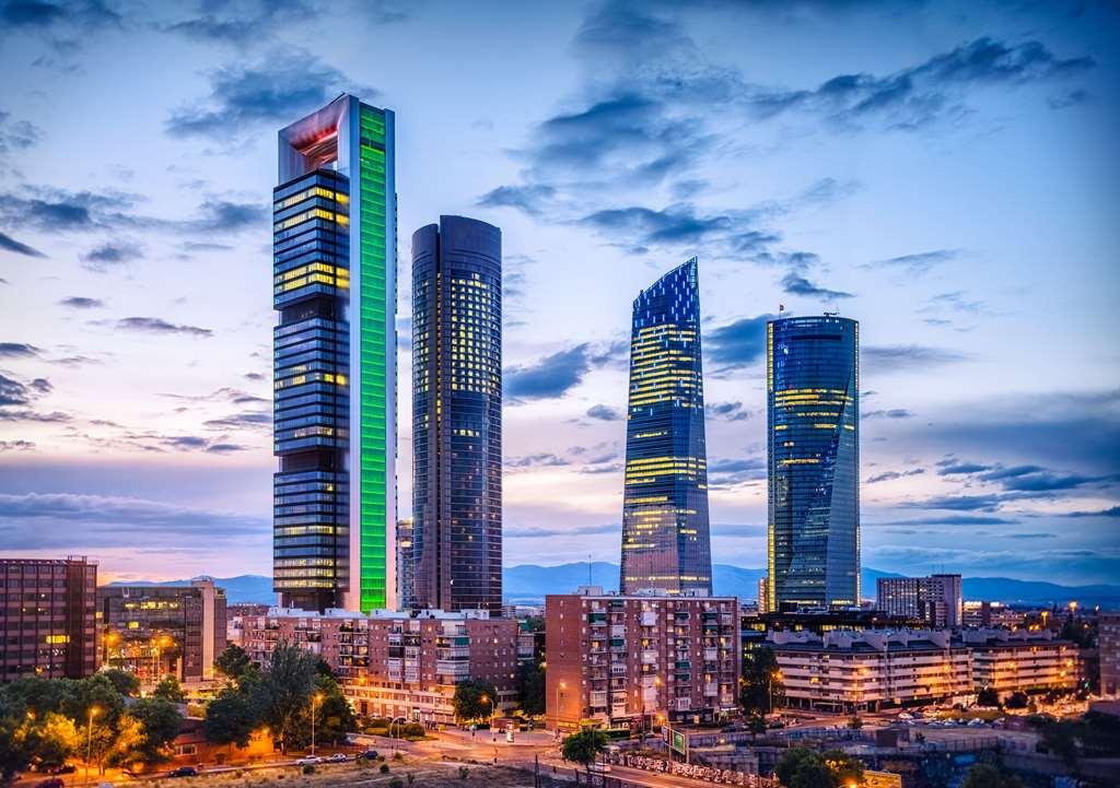 Hotel Centro, Affiliated By Melia 3*