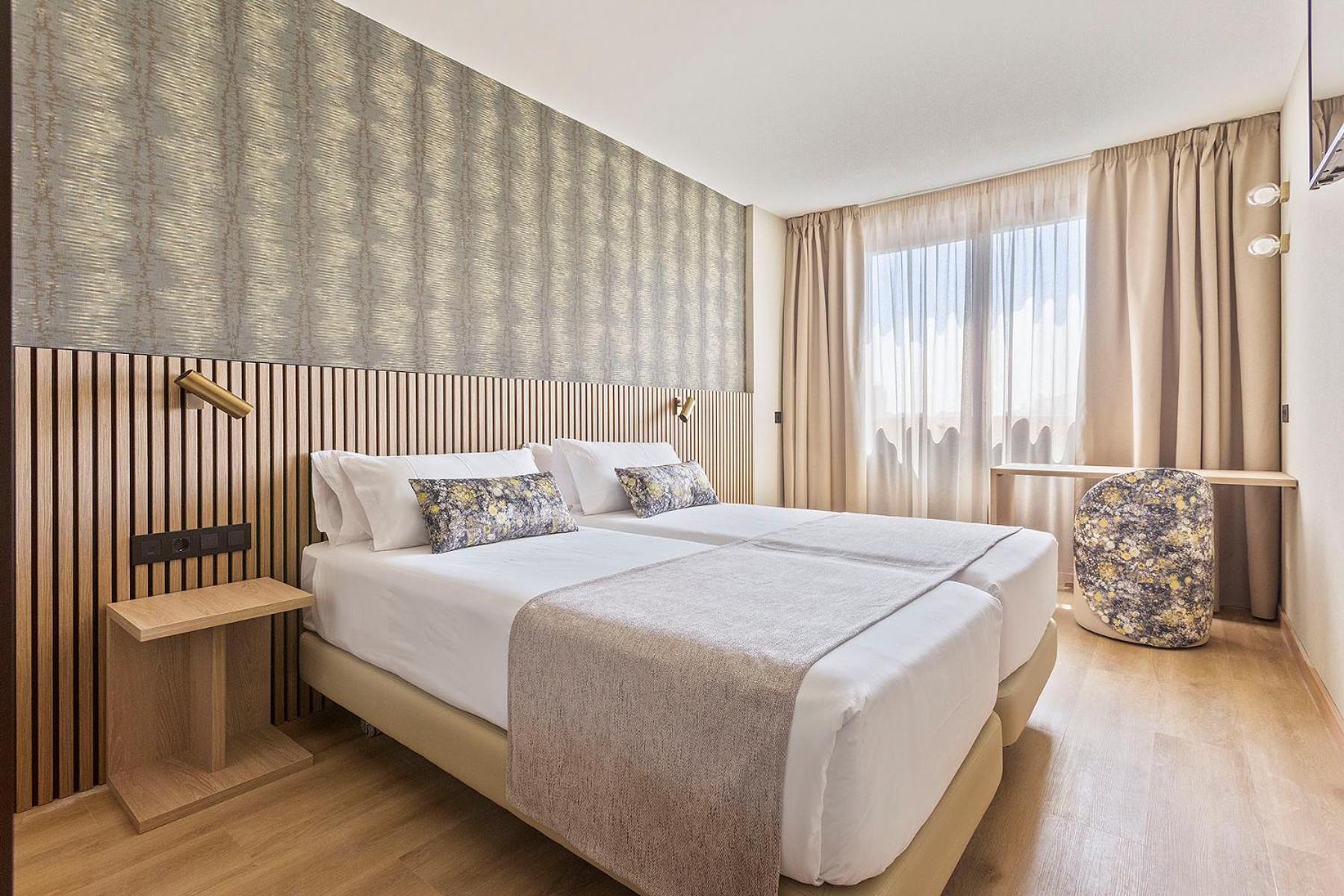 Rafaelhoteles Piramides Hotel