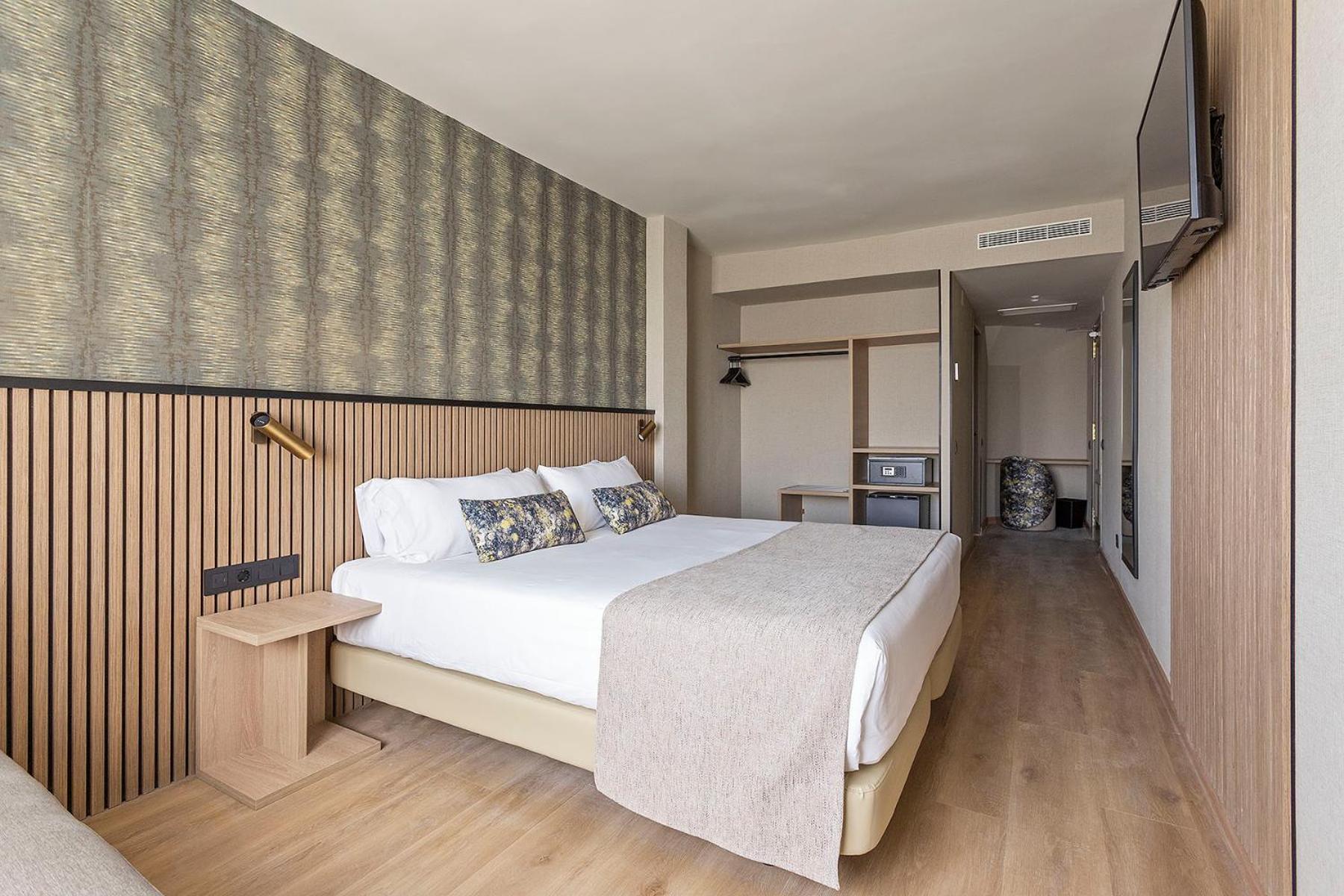 Hotel Rafaelhoteles Piramides 3*