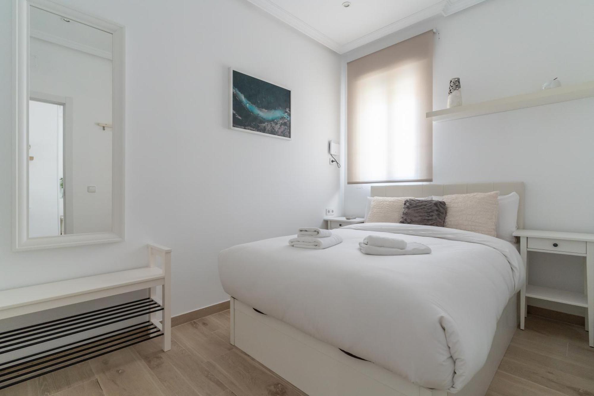 Apartment Bright Modern-1bedroom 1bath-delicias *