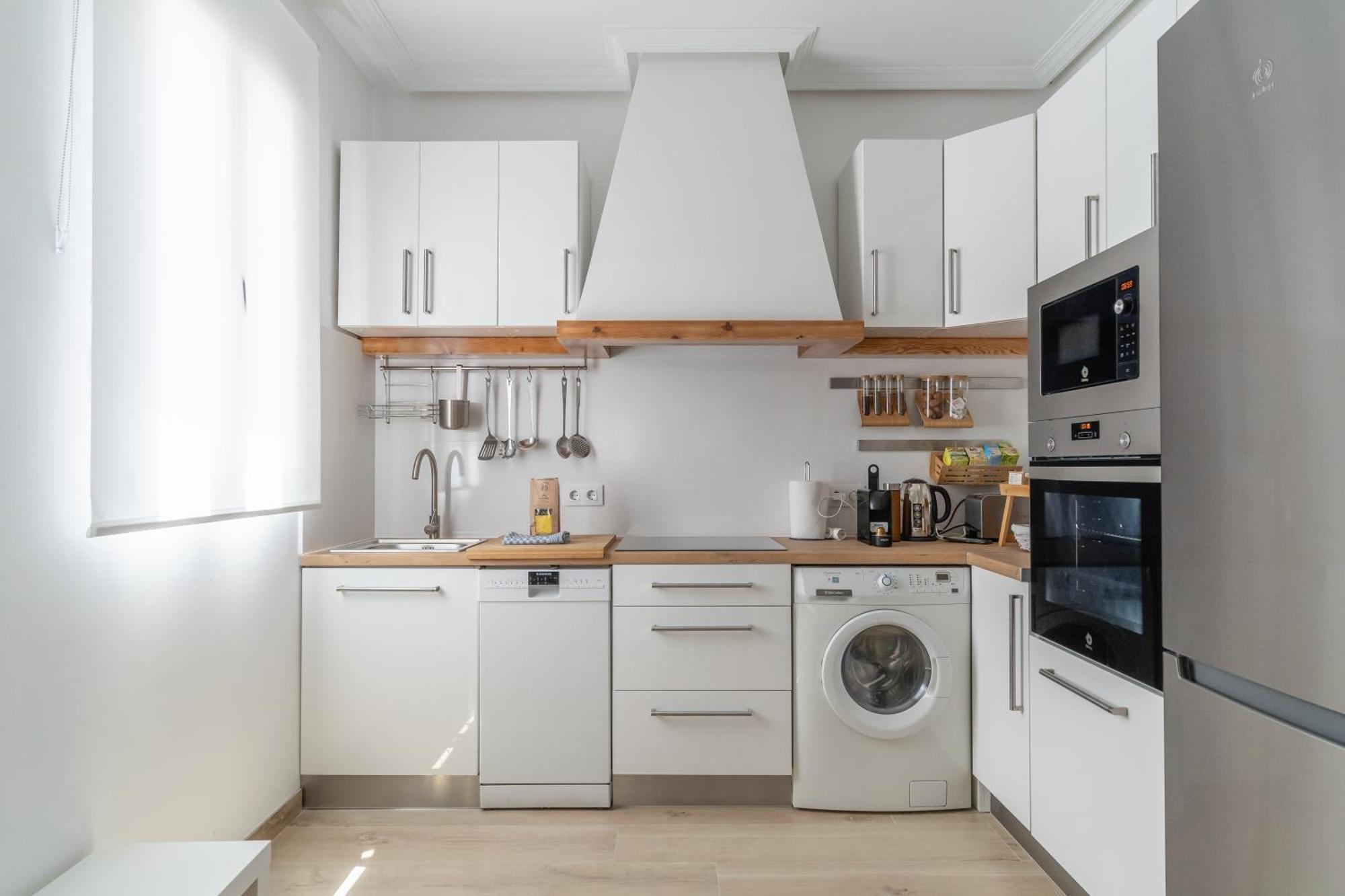 Bright Modern-1bedroom 1bath-delicias Apartment Madrid