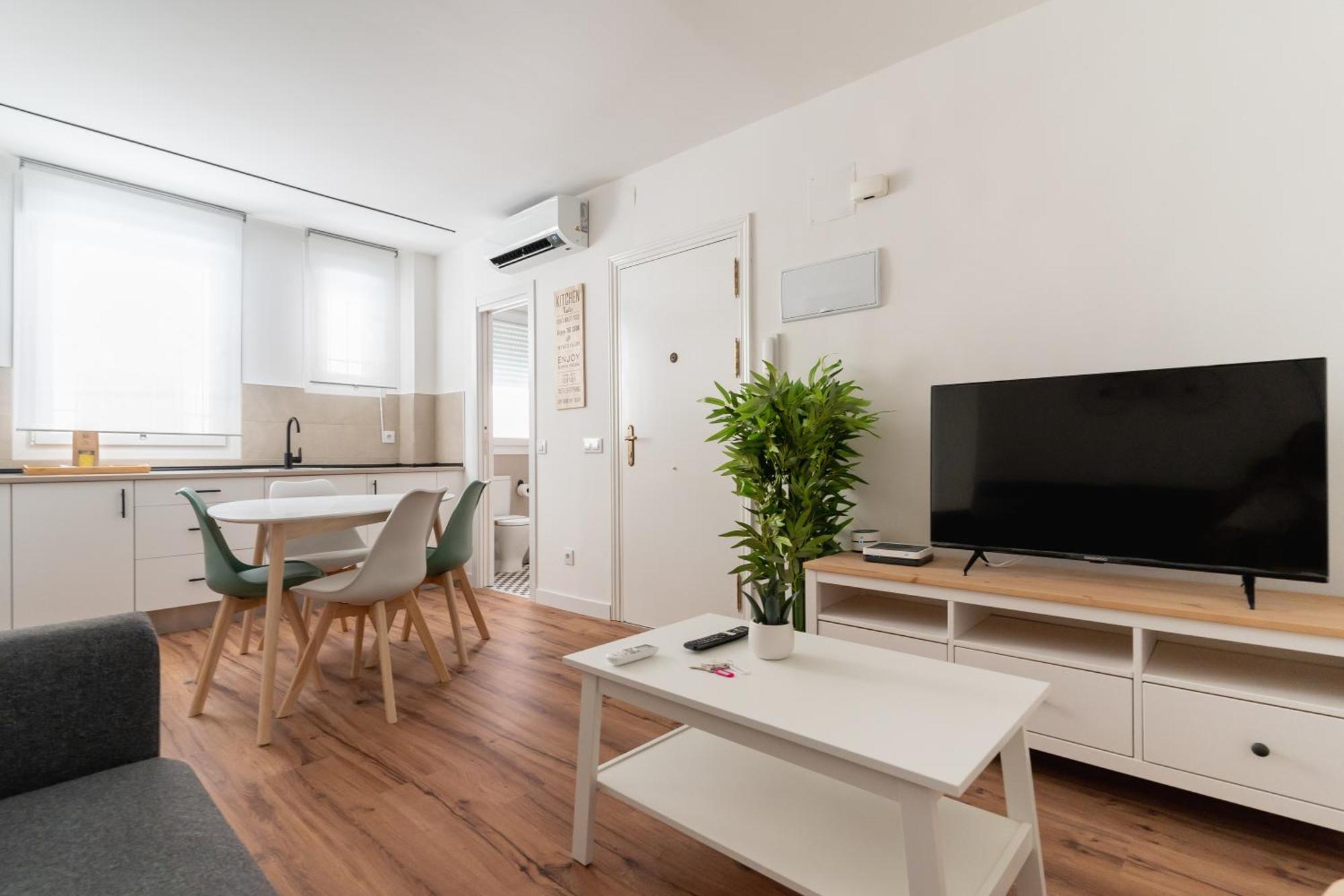 Apartment Modern Cozy-2bedrooms 1bathroom-delicias Madrid