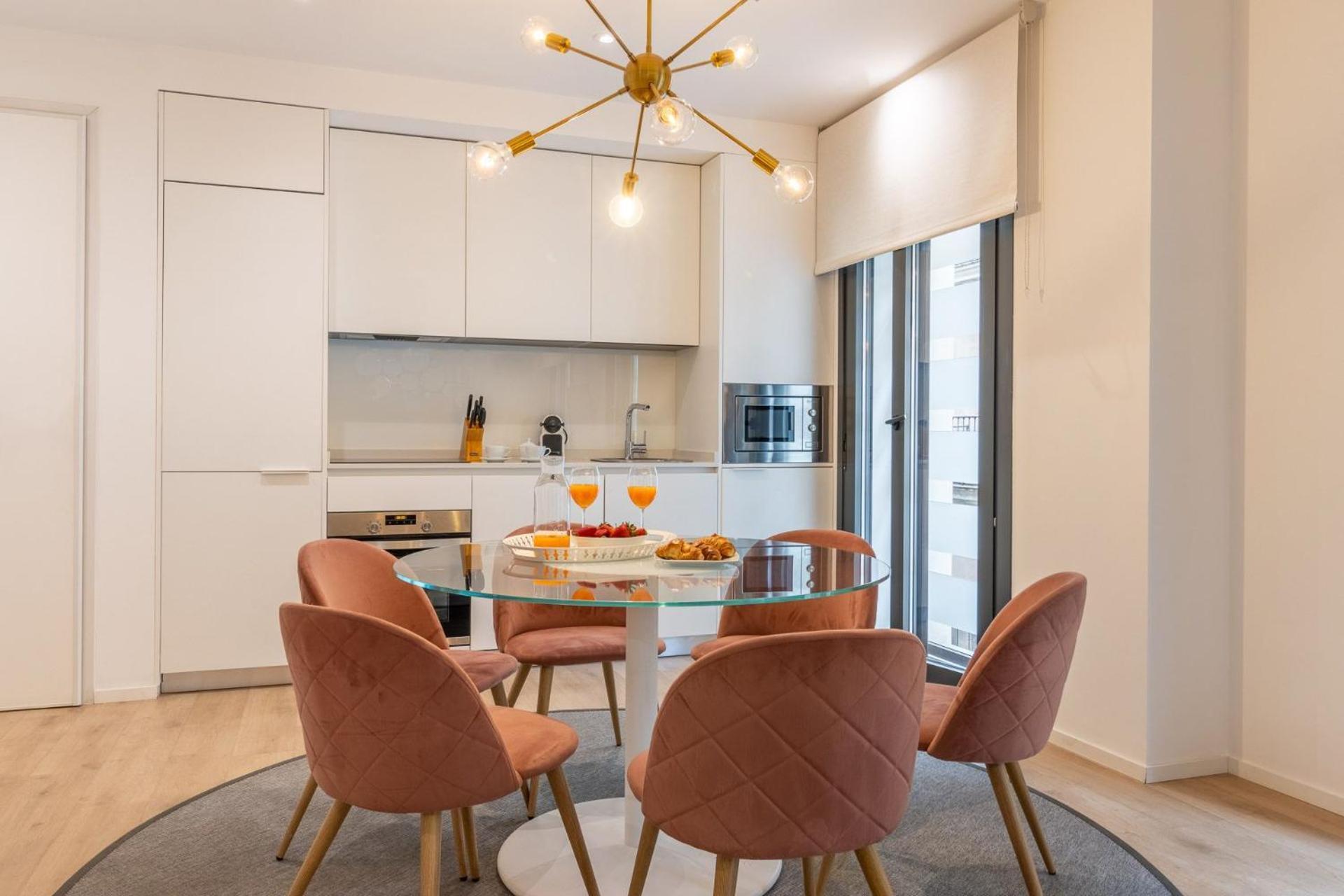 Stylish Center Retreat For 4 Explore From Espoz Y Mina * Madrid