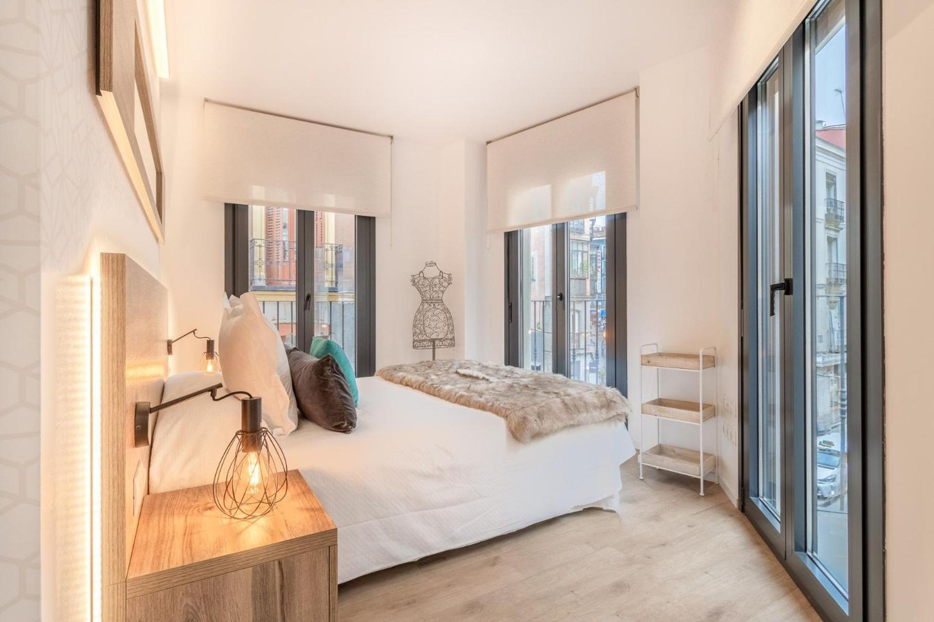 Stylish Center Retreat For 4 Explore From Espoz Y Mina * Madrid