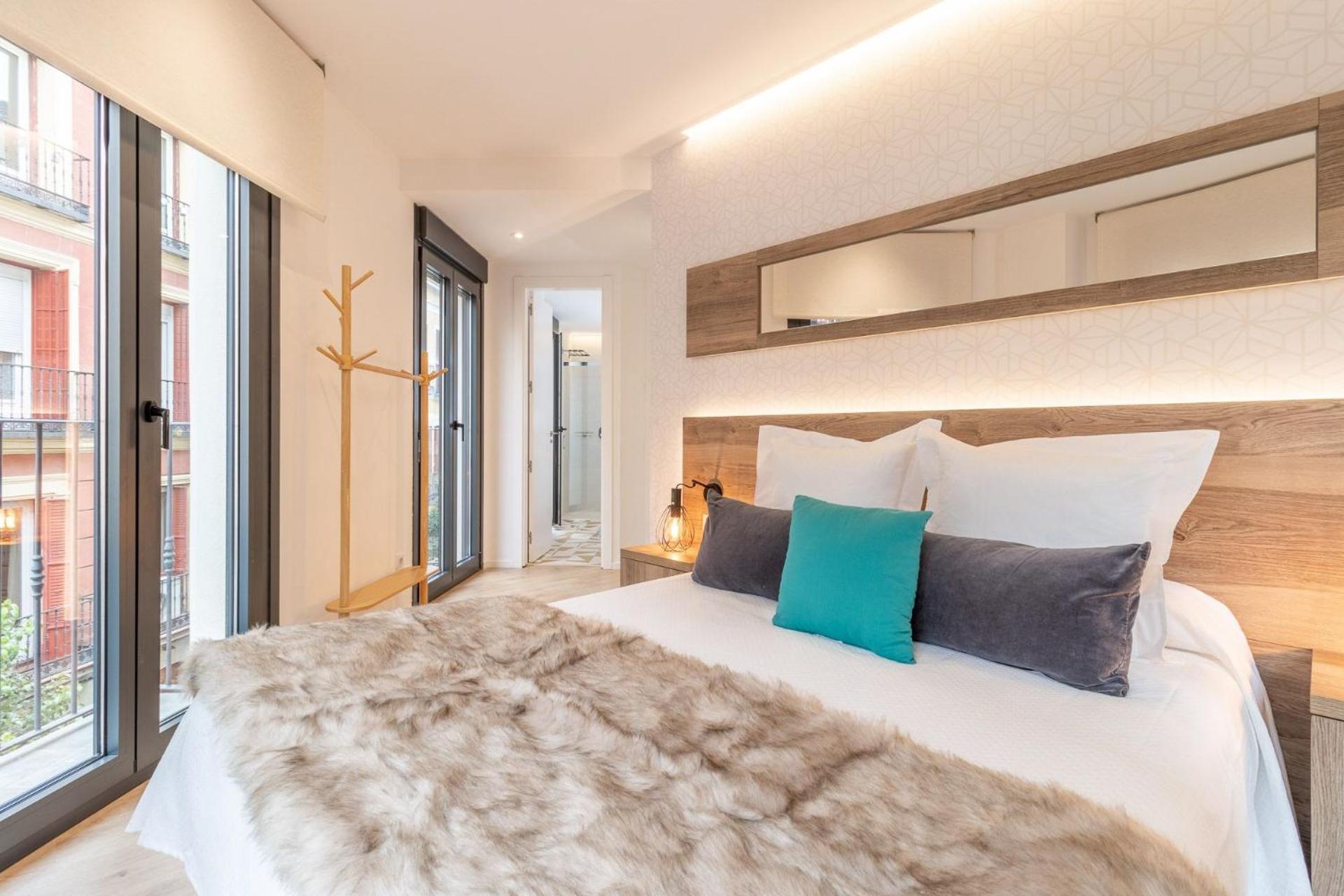 Stylish Center Retreat For 4 Explore From Espoz Y Mina Apartment