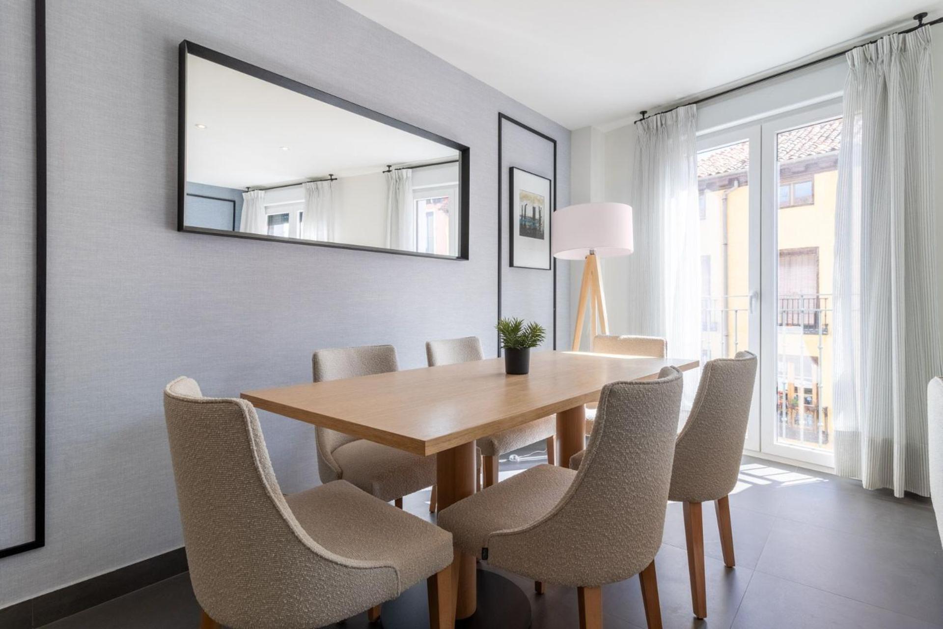 Escape In Trendy Triplex With Terrace In The Heart Of Toledo Atico Ii * Madrid