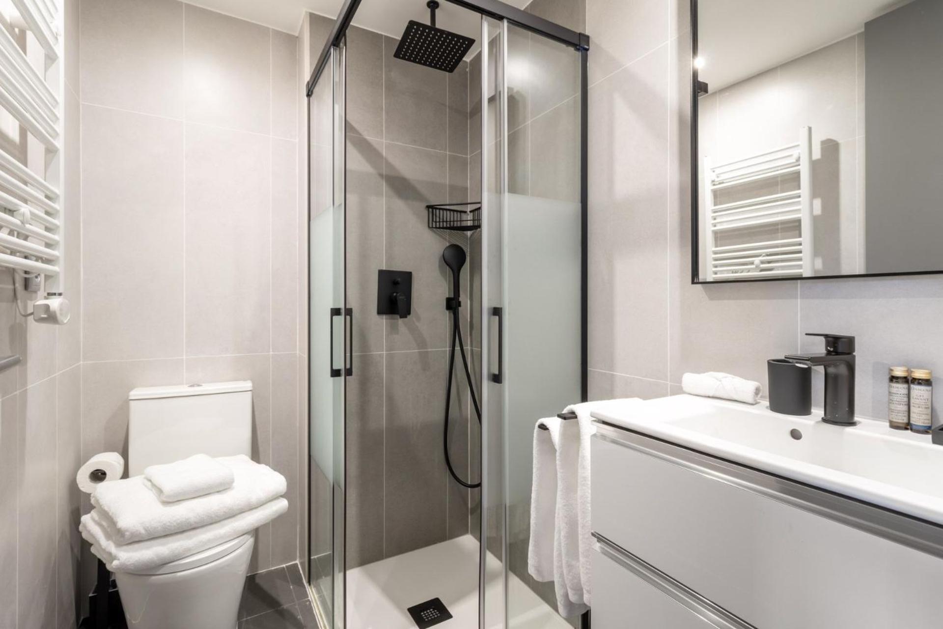 Escape In Trendy Triplex With Terrace In The Heart Of Toledo Atico Ii Apartment Madrid
