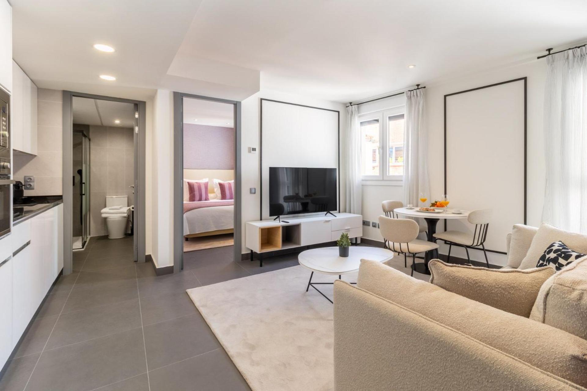 Stylish New With Terrace In The Heart Of La Latina - Latina Toledo Atico I *
