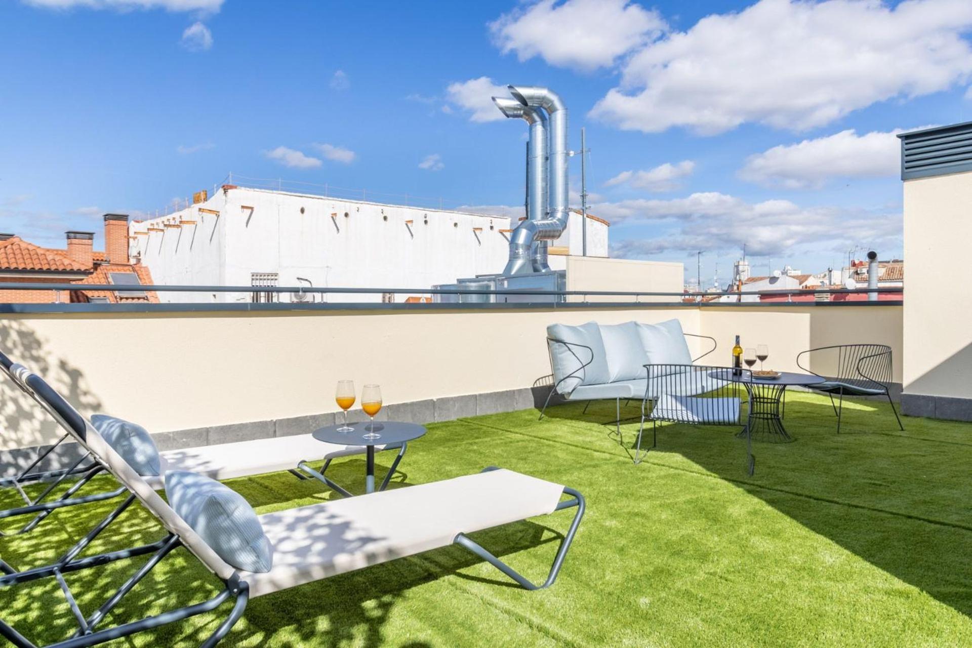 Escape In Trendy Triplex With Terrace In The Heart Of Toledo Atico Ii Apartment Madrid
