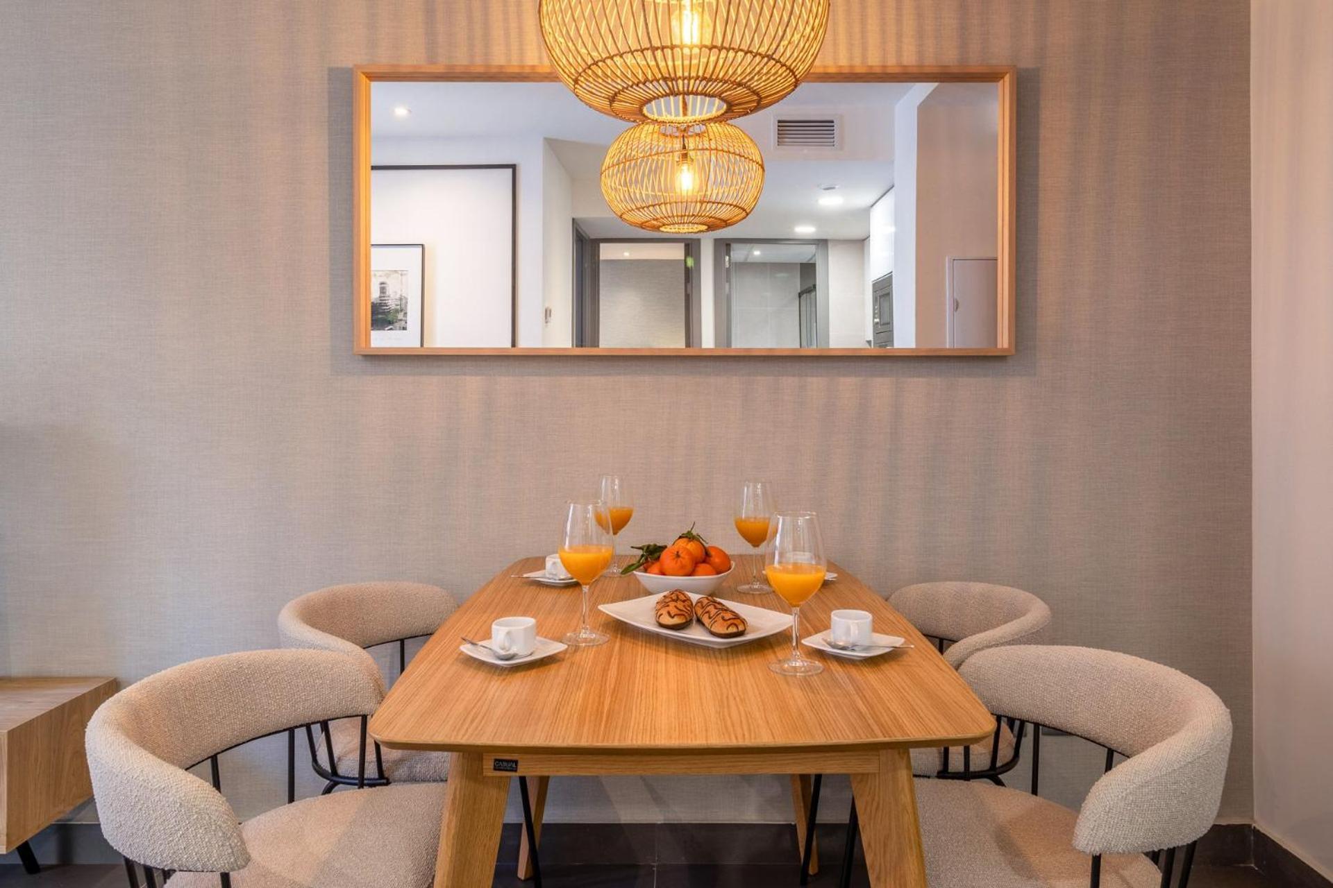 Trendy La Latina Escape For 3 Next To The Iconic Rastro Market Latina Toledo Ii Apartment