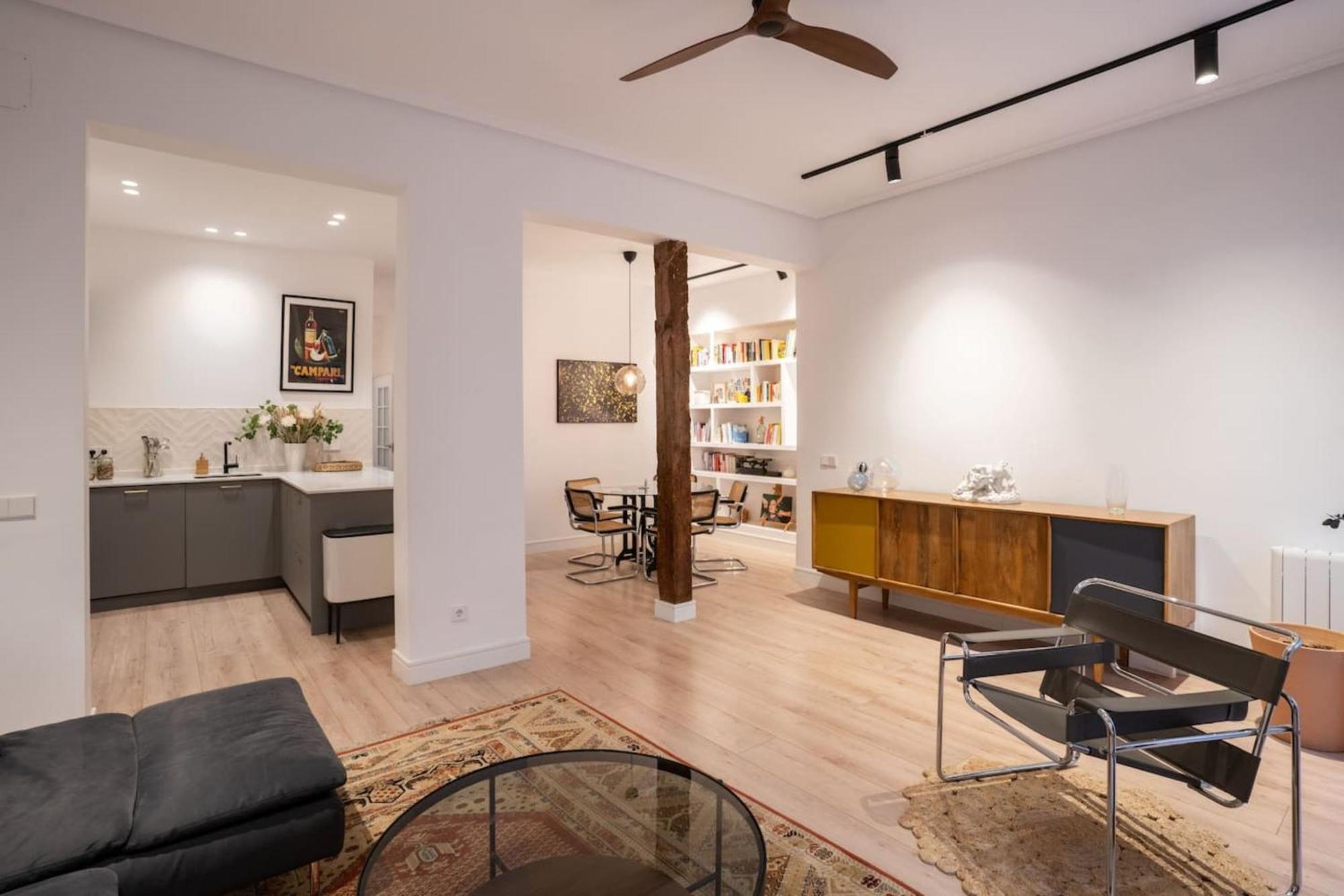 Lejlighed Stylish 2 Bedroom In The Heart Of Madrid