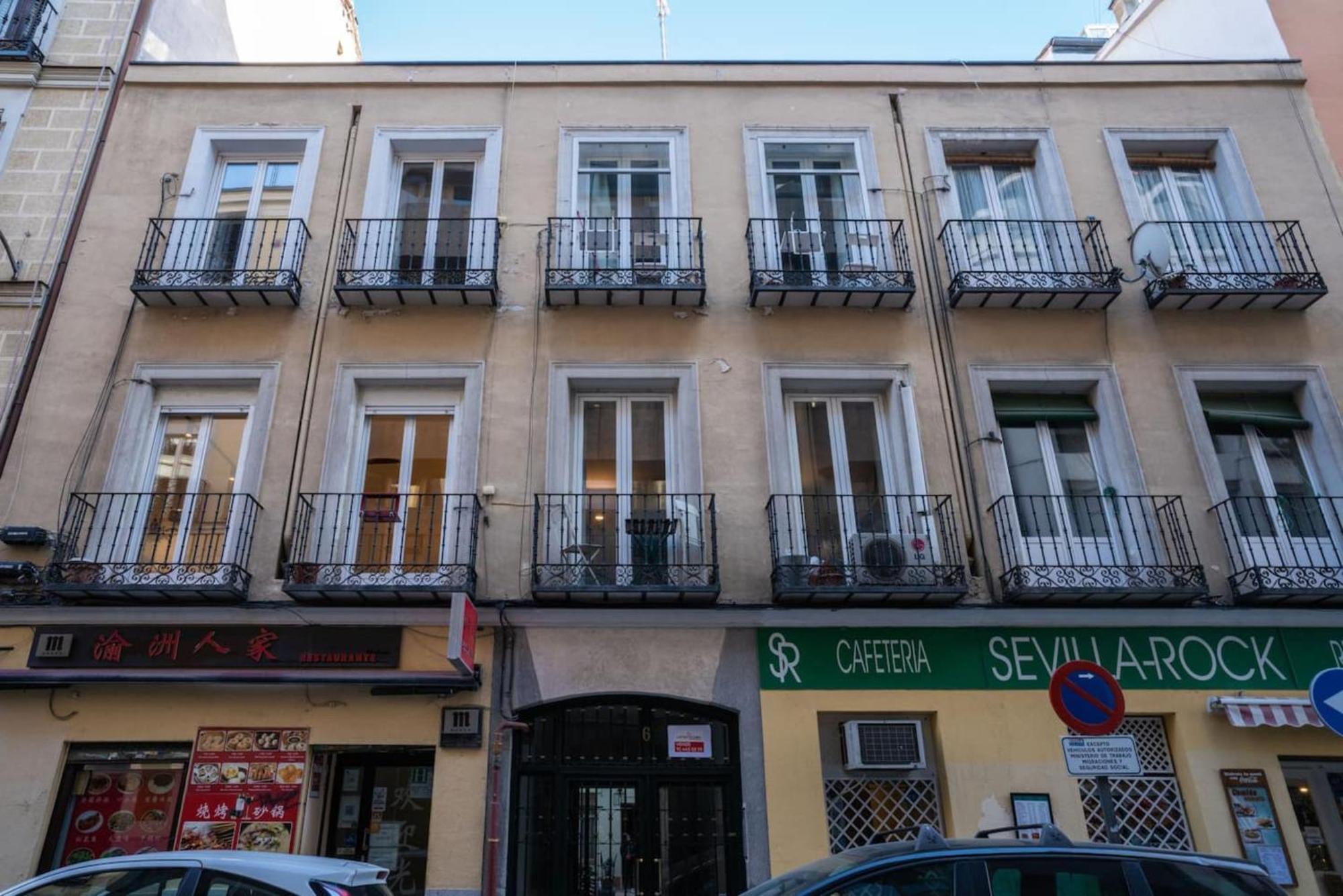 Lejlighed Stylish 2 Bedroom In The Heart Of