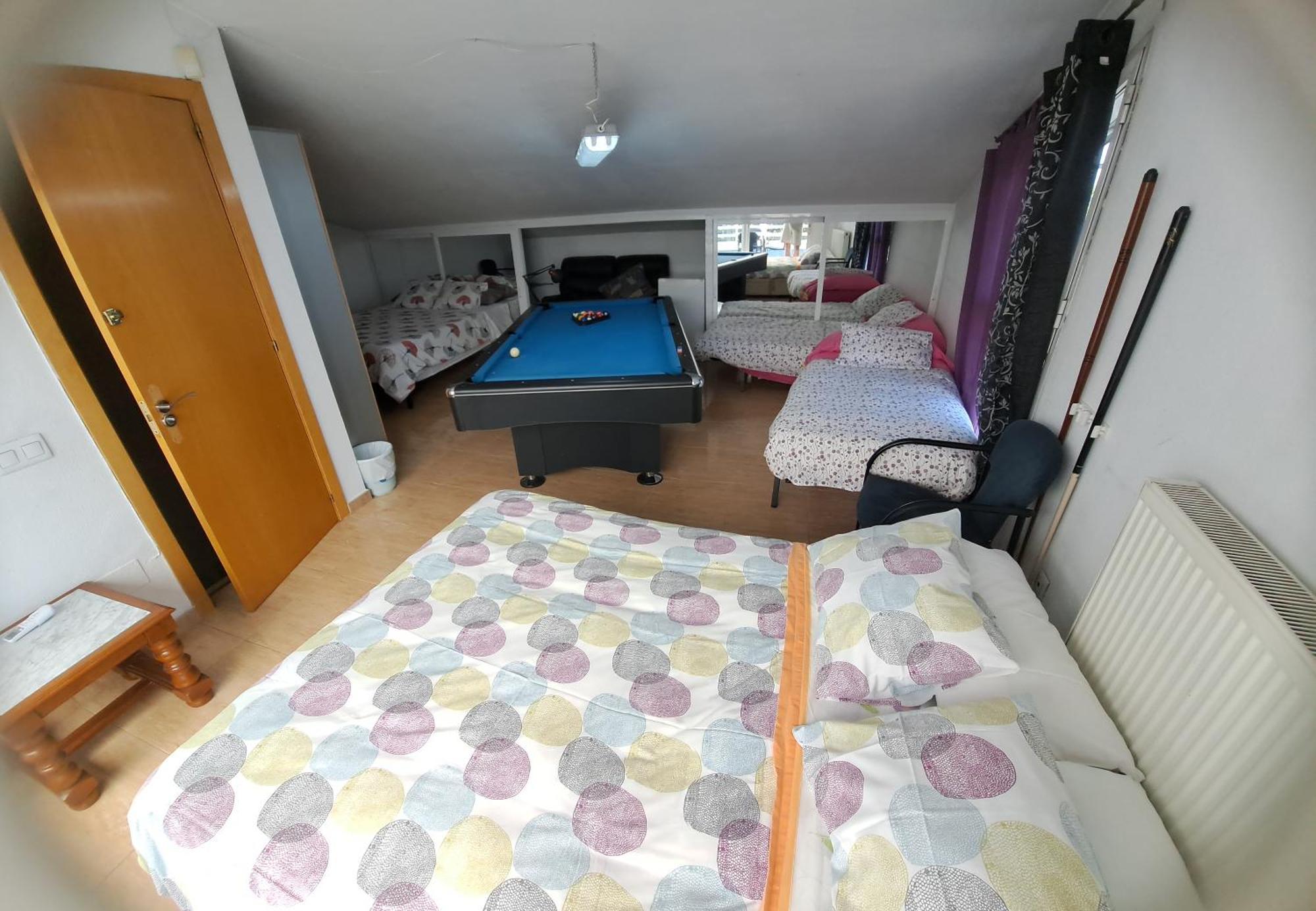 Victors Rooms - Habitaciones Privadas En Mi Acogedor Chalet Homestay