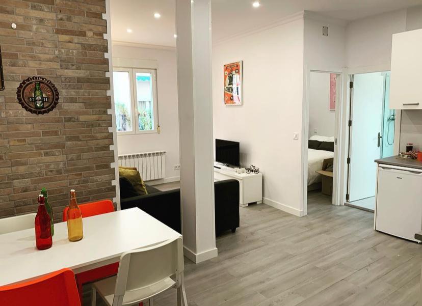 Modern I In Apartment