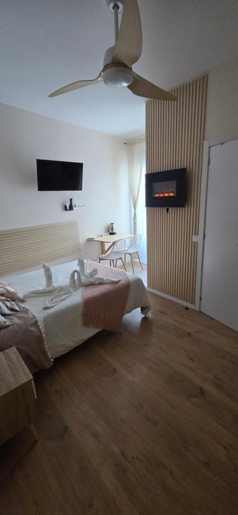 Universal Guest house