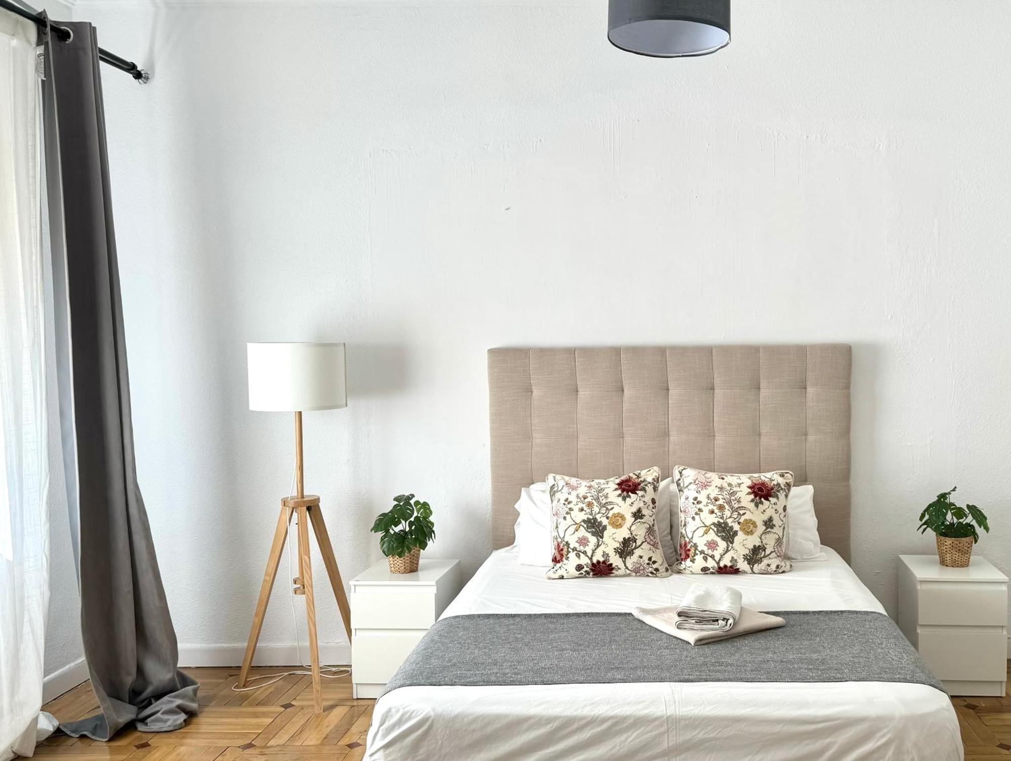 3 Hab Centro Apartamento *