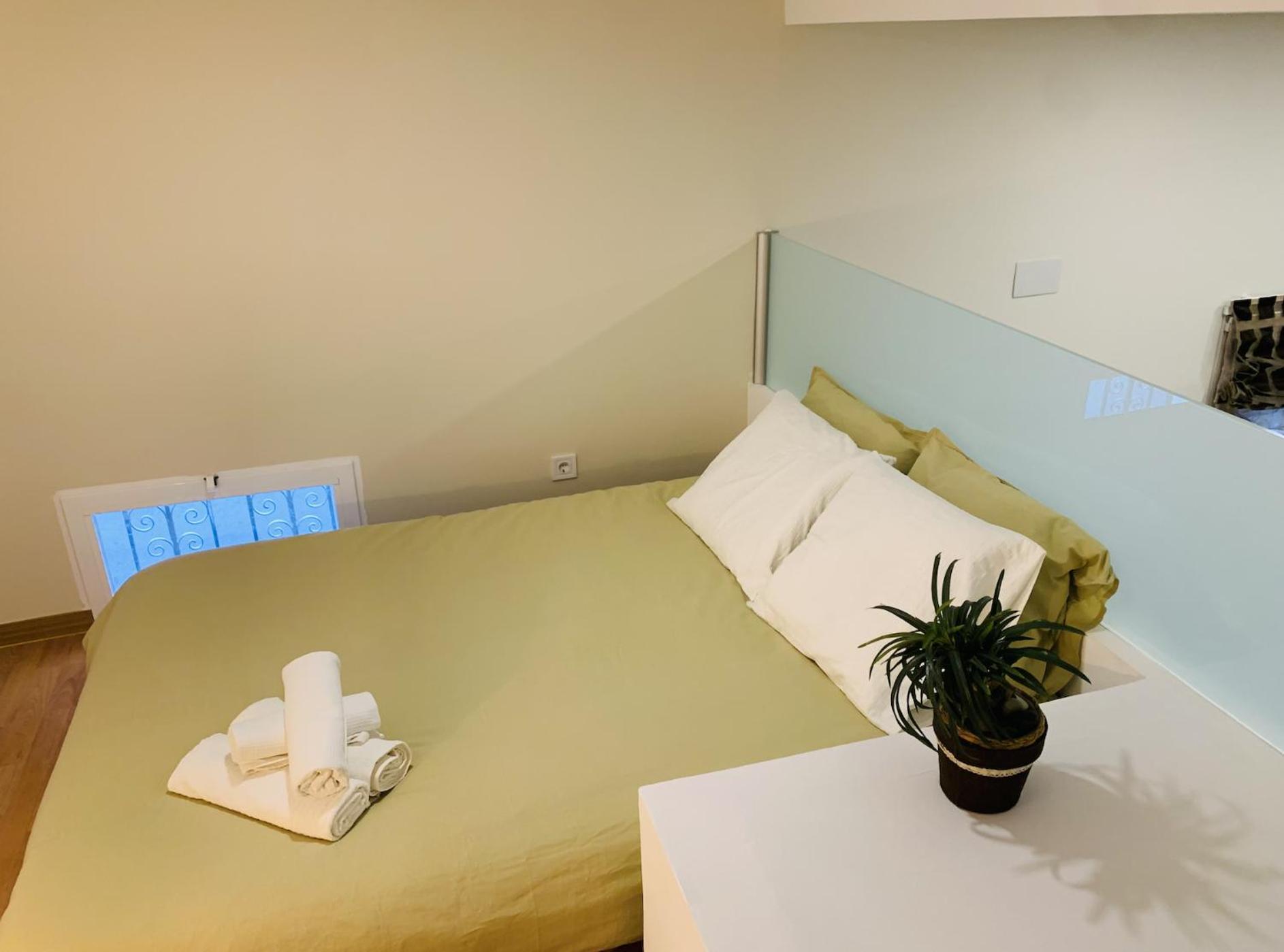 Modern Iii In Apartment Madrid