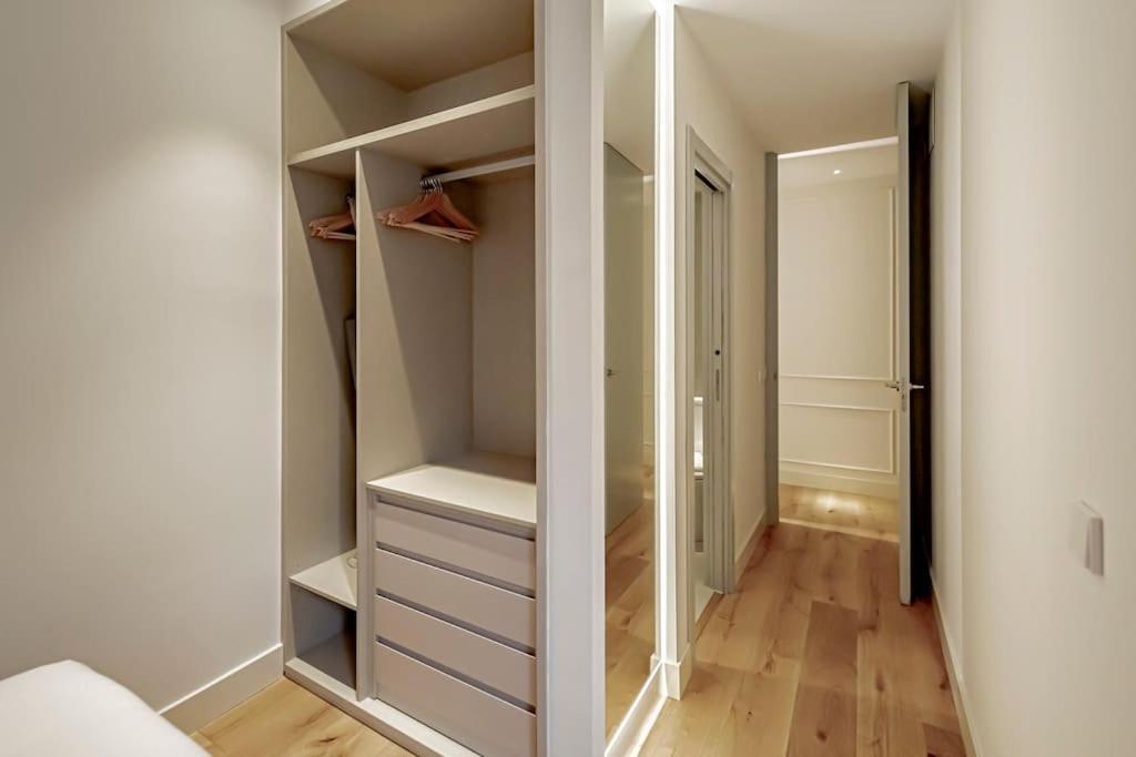 Apartment New Amazing 12 Ppl Chamberi *