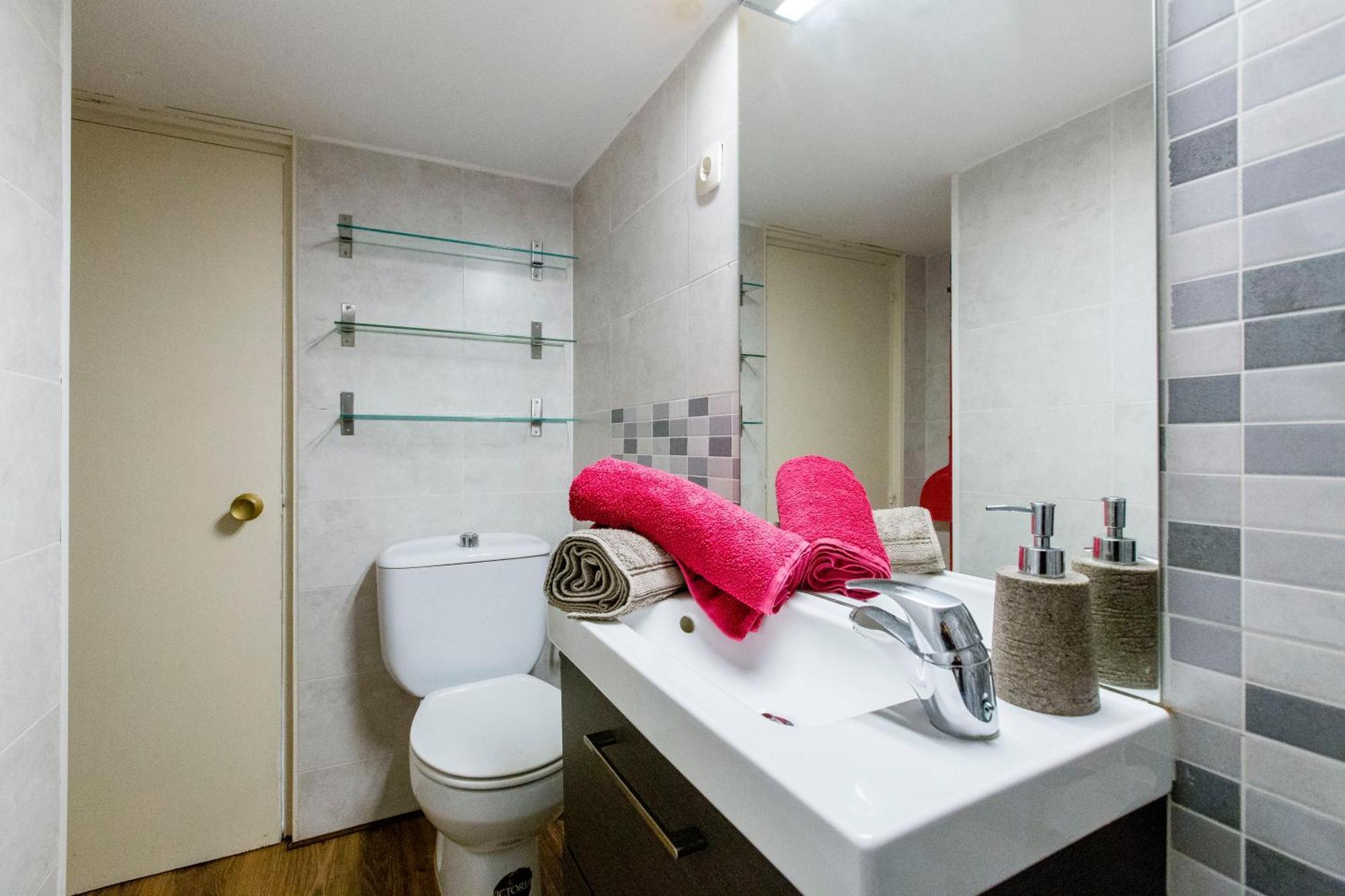 Sunny N Quiet Penthouse In The Center.atico Centro Apartamento