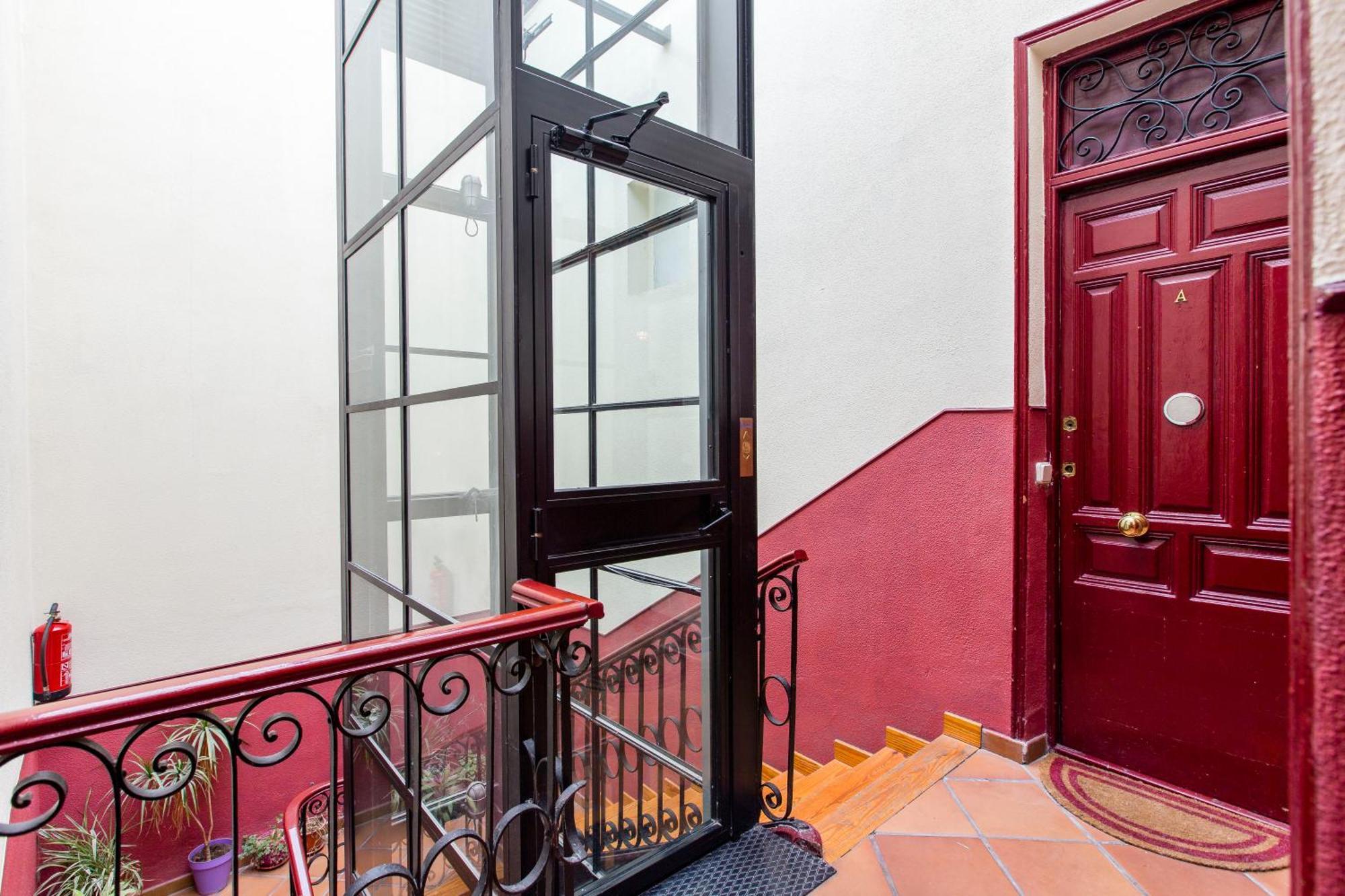 Sunny N Quiet Penthouse In The Center.atico Centro Apartamento