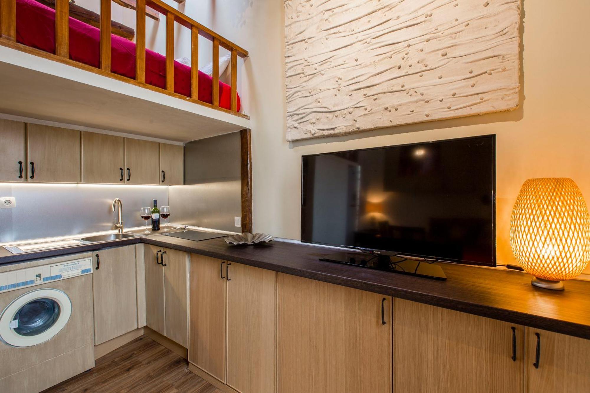 Sunny N Quiet Penthouse In The Center.atico Centro Apartamento