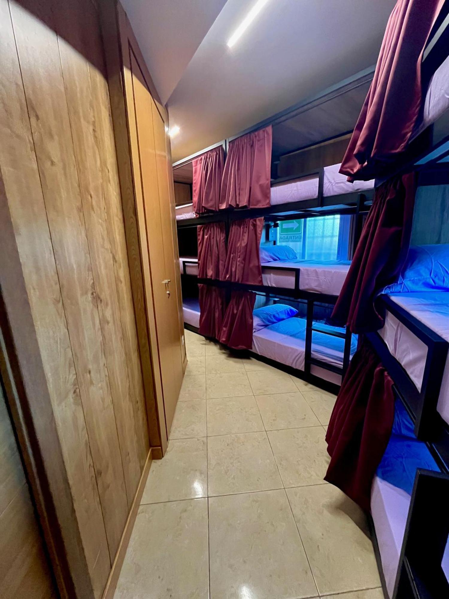 Hostel Vida *