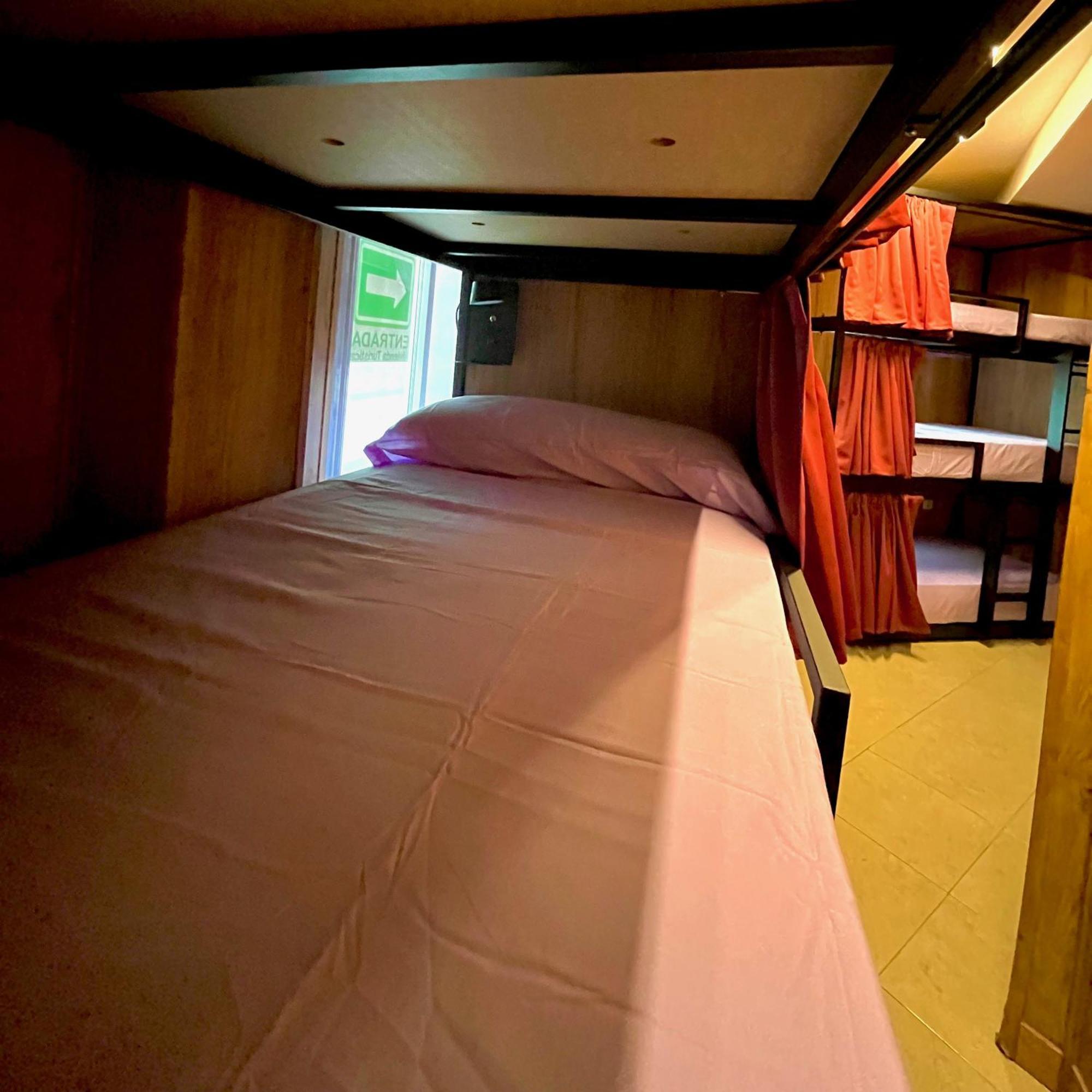 Vida Hostel