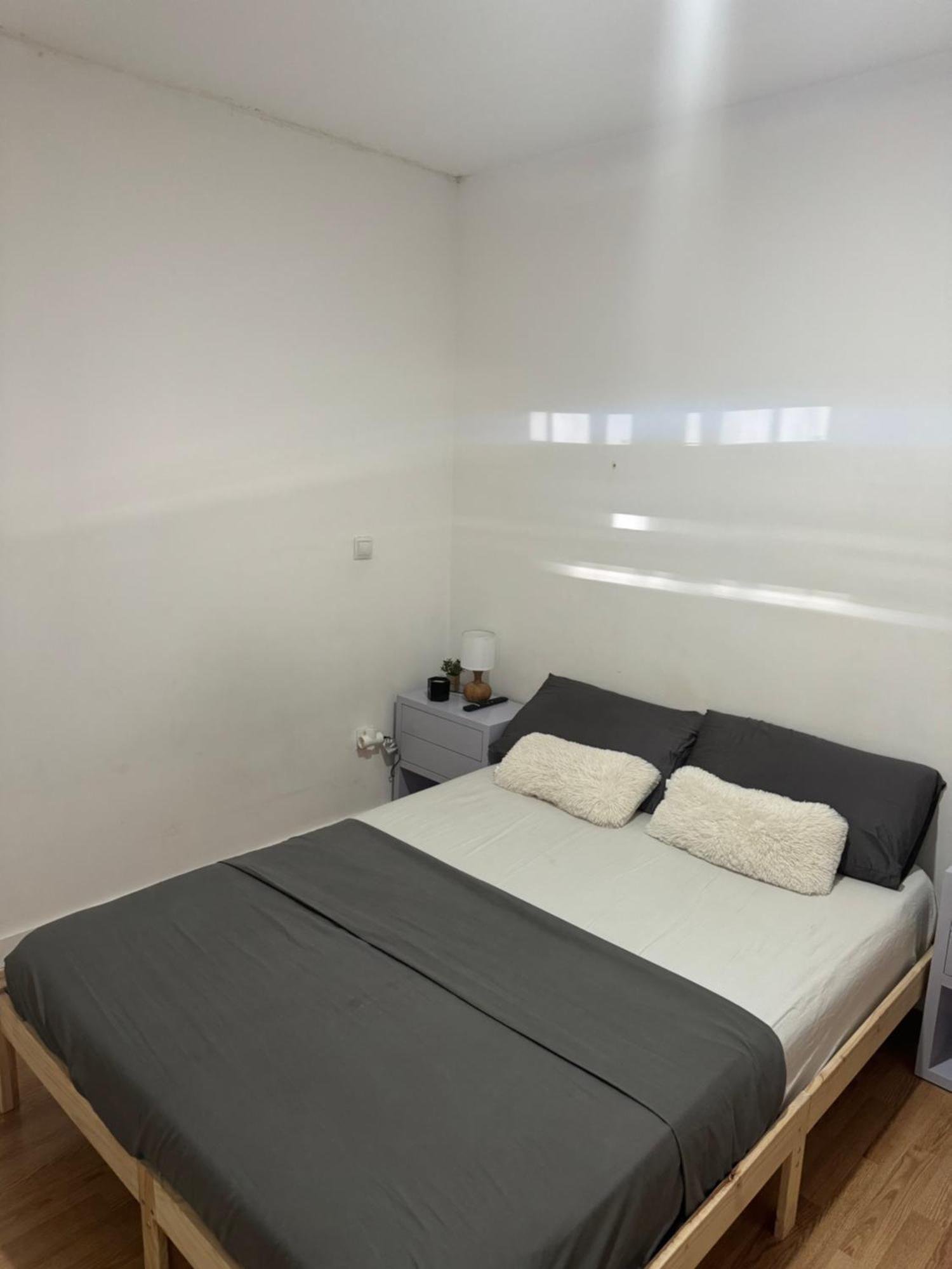 Guest house Habitacion Con Bano Compartido Madrid