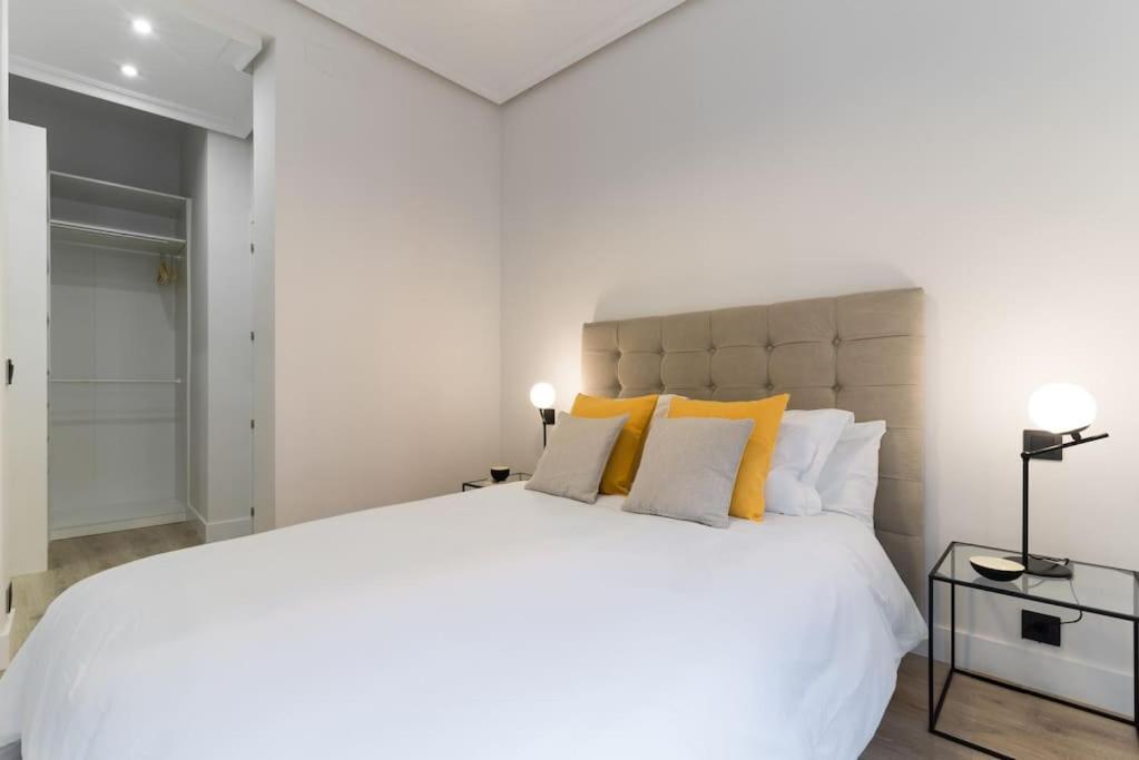 Amazing New Flat!!! Design & Style Center Apartment Madrid