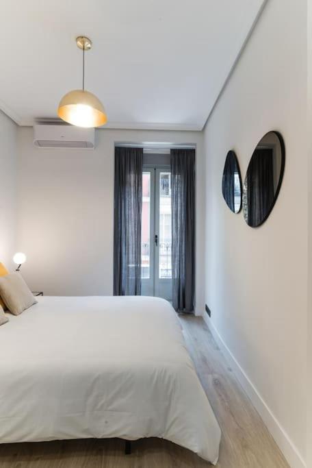 Amazing New Flat!!! Design & Style Center Apartment Madrid