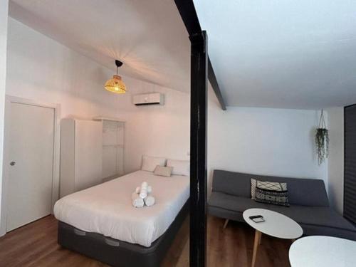 Coqueto Atico En Tetuan 2 Personas 3 1 Apartment Madrid