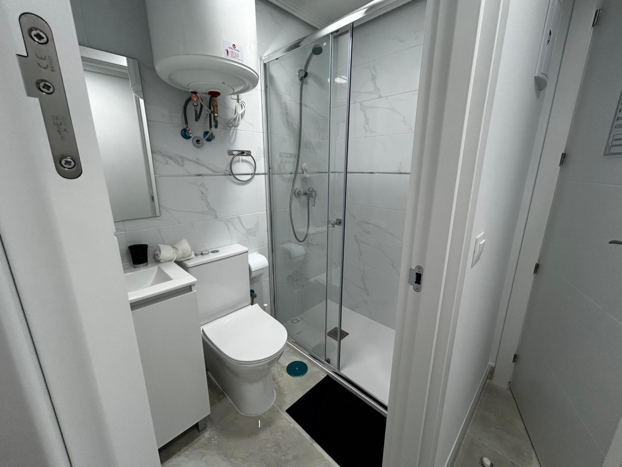 Bed & Breakfast Doble Con Bano Privado En El Centro De Madrid