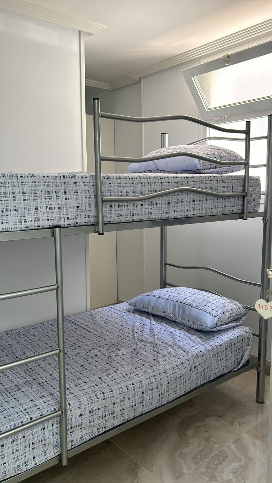 Doble Con Bano Privado En El Centro De Madrid