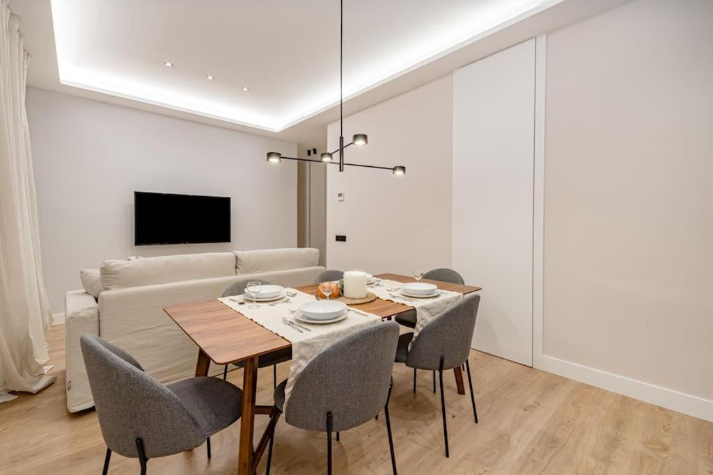 Apartment Centro Ix Calle Caballero De Gracia 2br 2bh