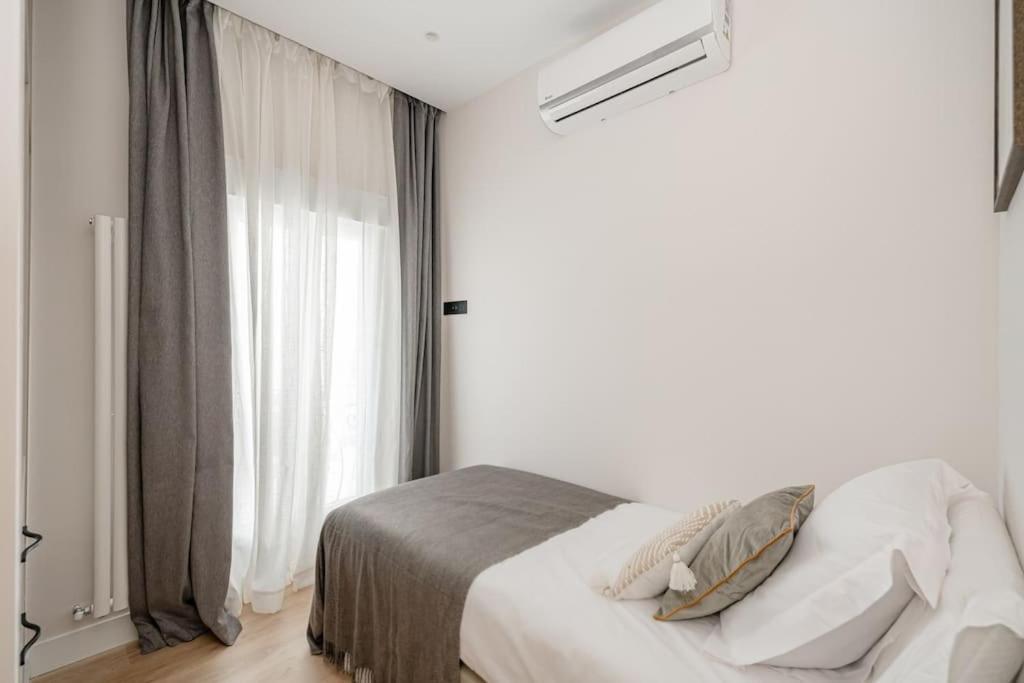 Apartment Centro Xv Calle Montera 3br 3bh