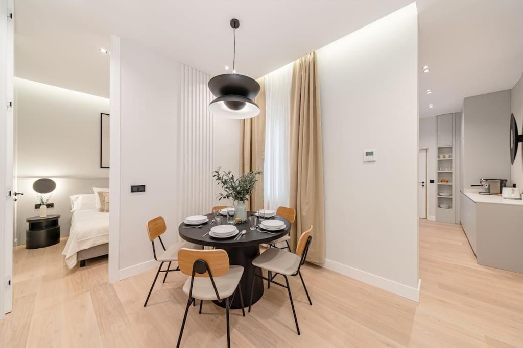 Centro X Calle San Jeronimo 2br 2bh Apartment *