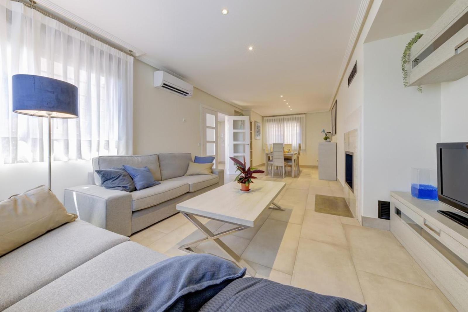 El Palomar Apartment