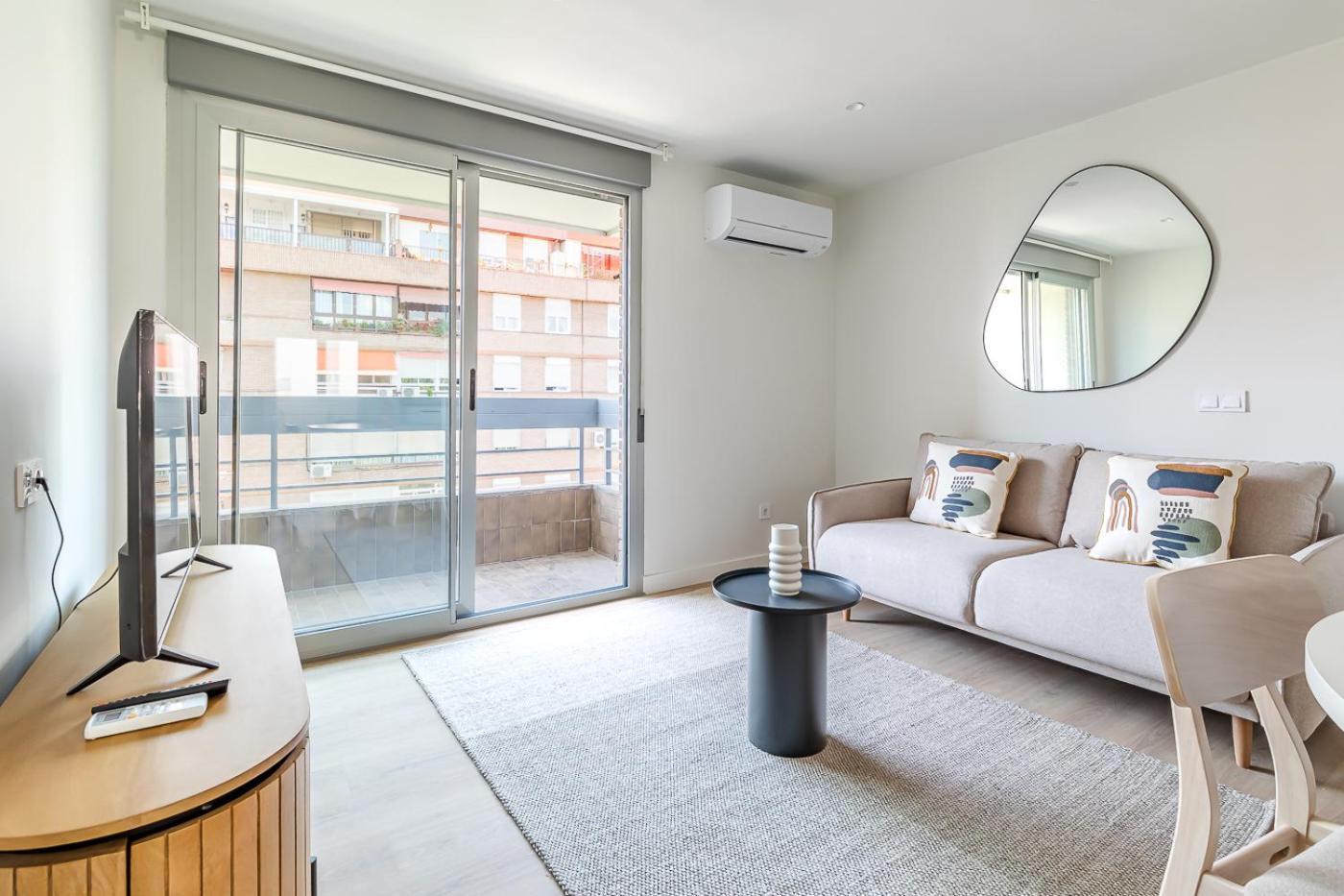Caterina Ventas Apartment