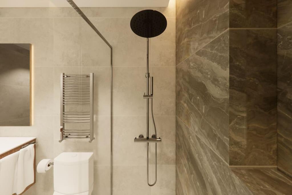 Plaza Espana X Calle Isabel La Catolica 1br 1bh Lejlighed *