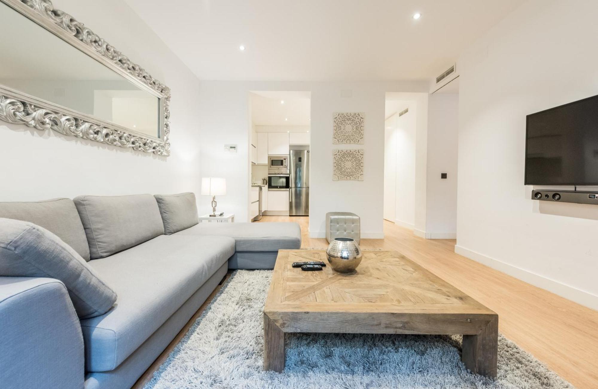 Malasana Executive Apartment