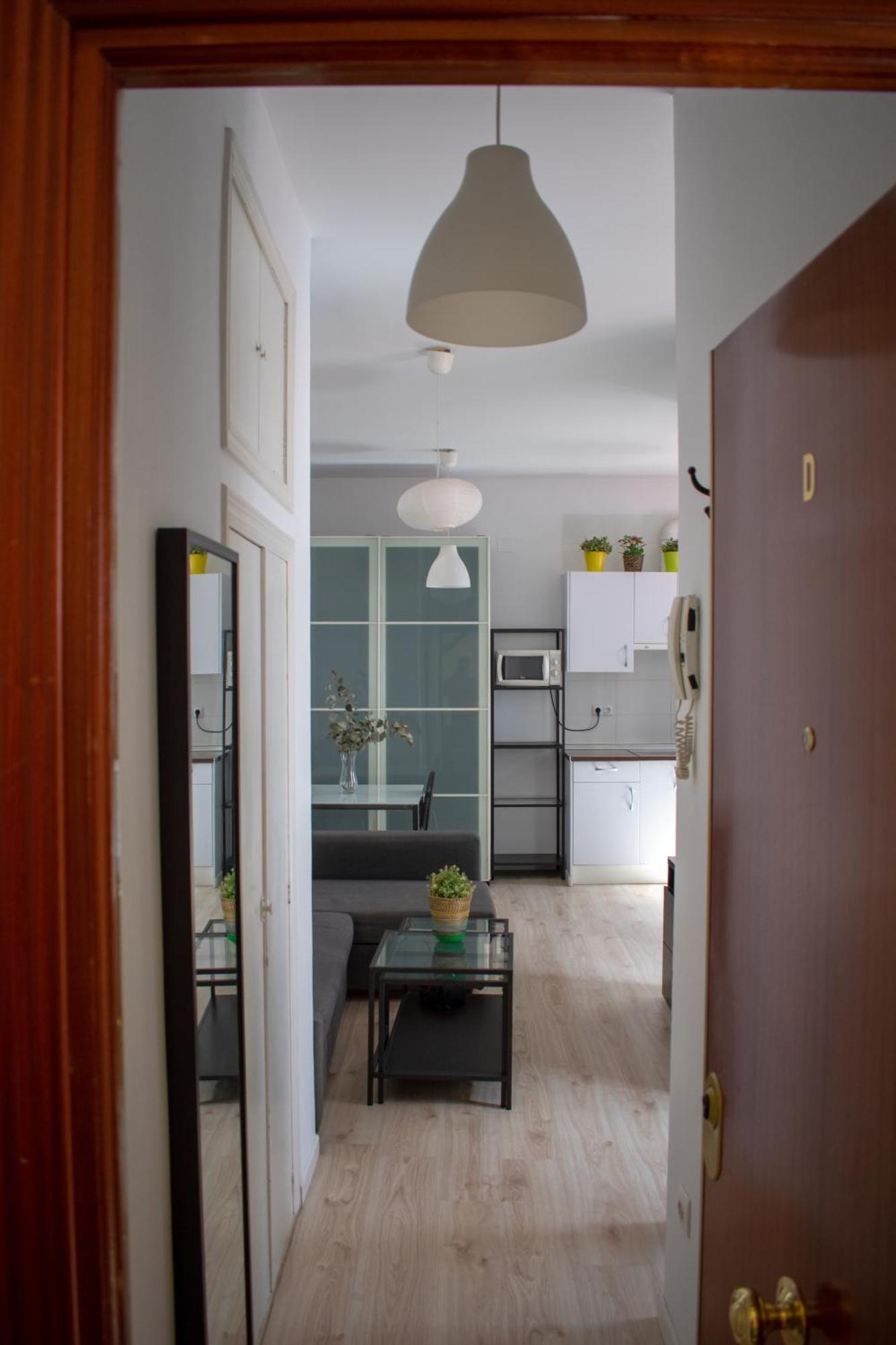 Centrico, Completo Y Comodo Viajar A Apartment Madrid
