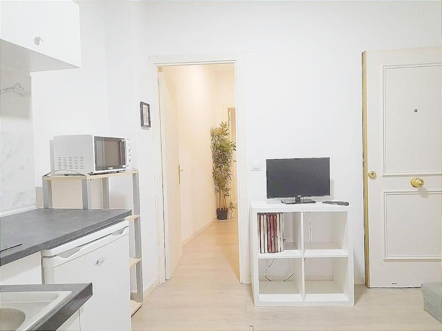 Ac26c Piso 2 Salon Chamberi Madrid