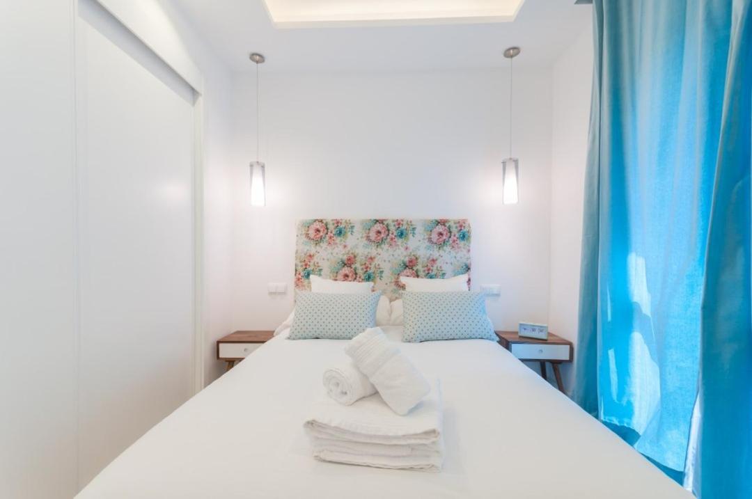 2 Bedrooms 1 Bathroom Furnished - Lavapies - Modern Stylish Madri