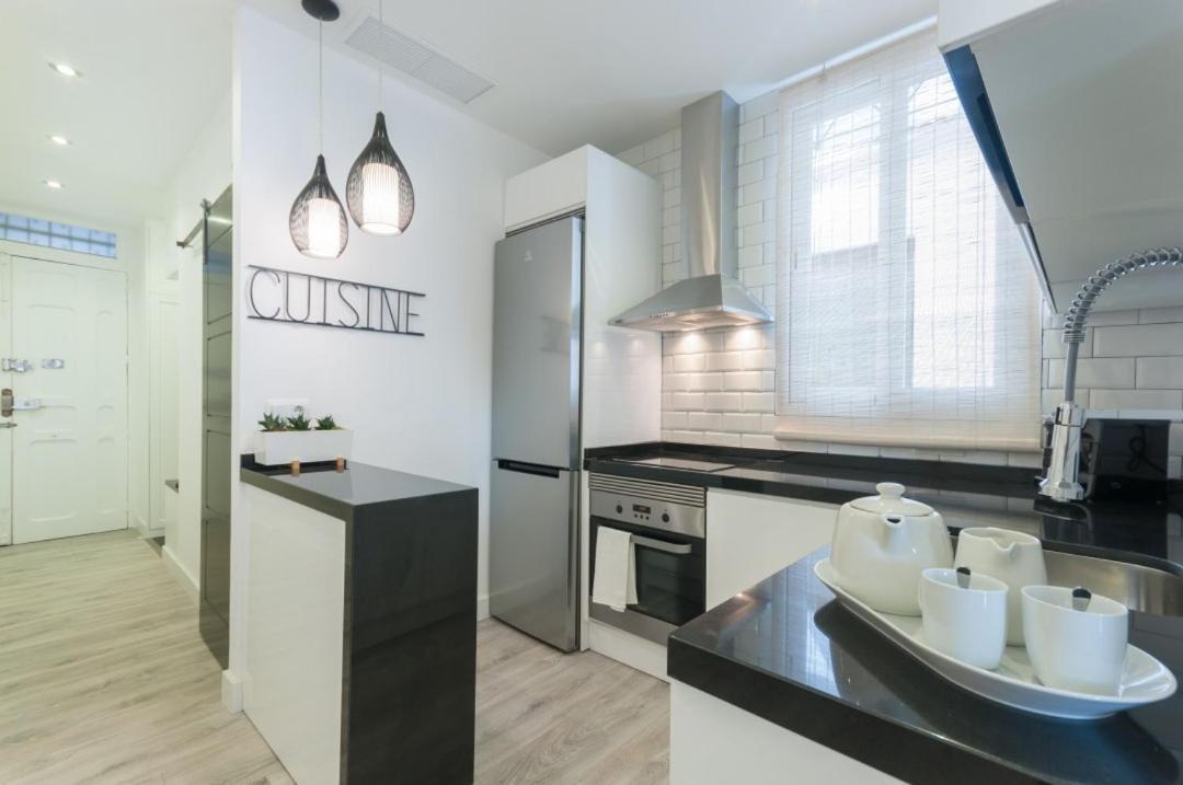 Apartment 2 Bedrooms 1 Bathroom Furnished - Lavapies - Modern Stylish