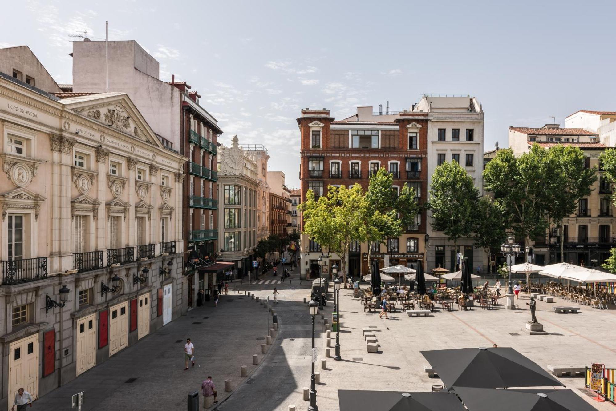Santa Ana Plaza Lejlighed Madrid