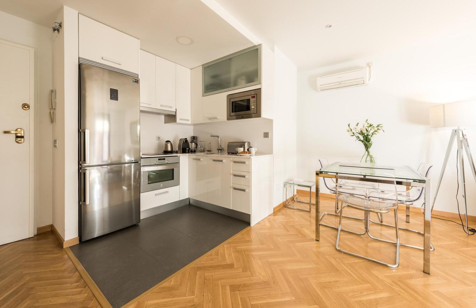 Downtown Urban Apartment