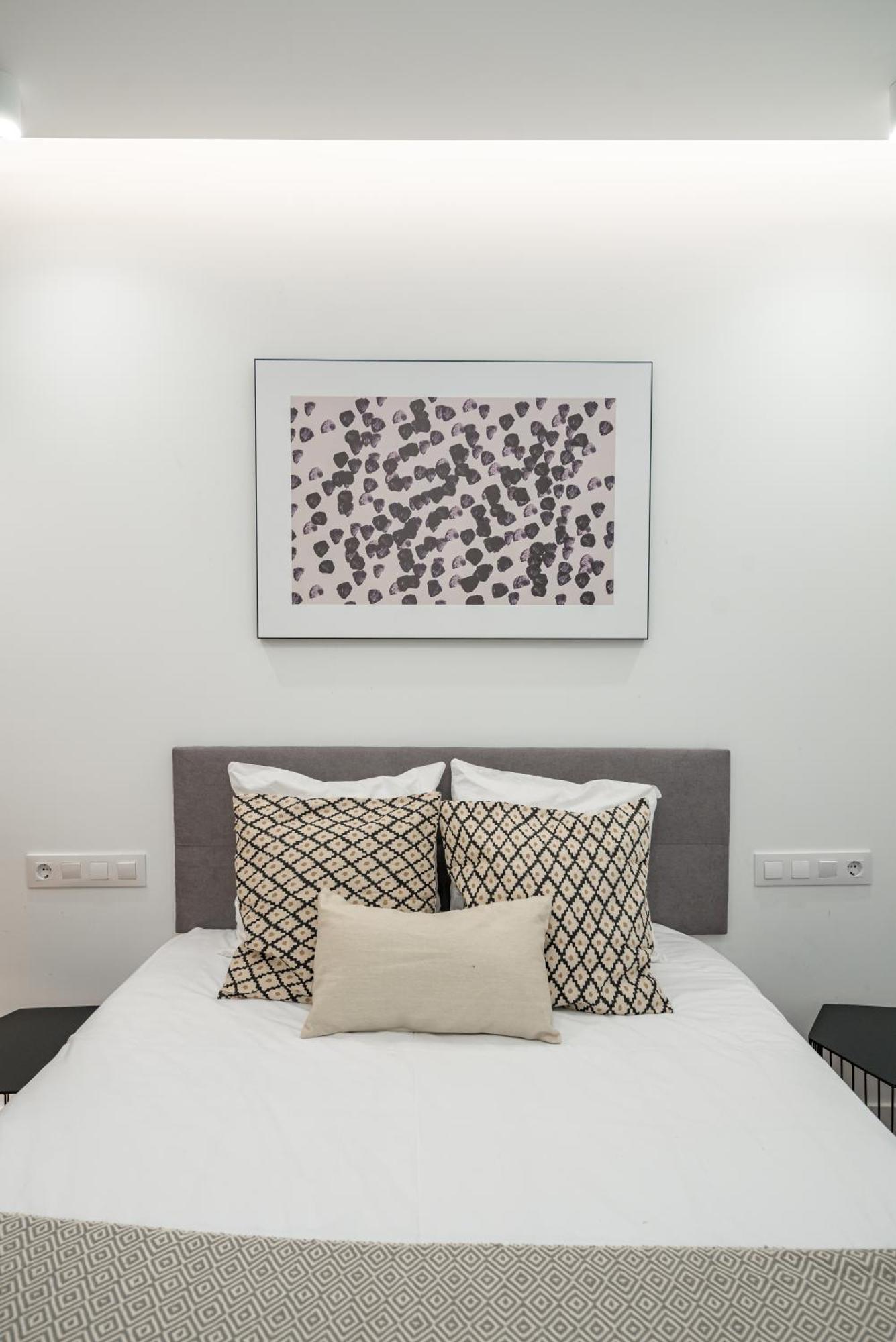 Apartment Chueca Viii Calle Hortaleza 3br 3bh