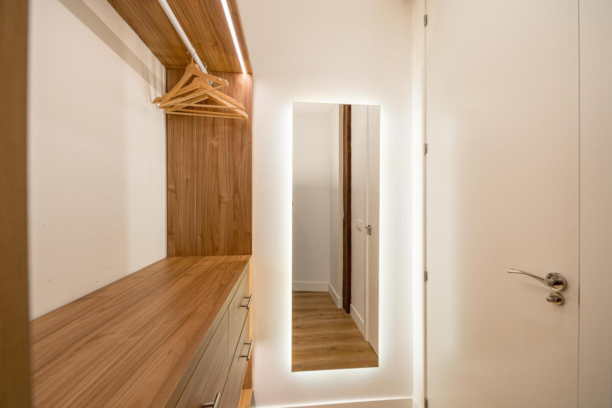 Chueca Viii Calle Hortaleza 3br 3bh Madrid