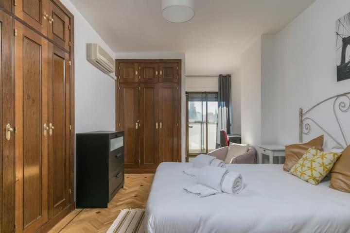 Apartment Apartamento De 200m2 En Retiro Con Piscina *