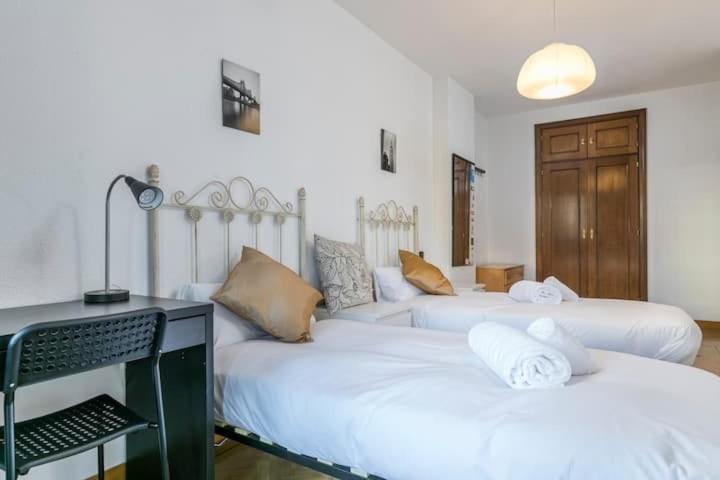 Apartamento De 200m2 En Retiro Con Piscina Apartment *